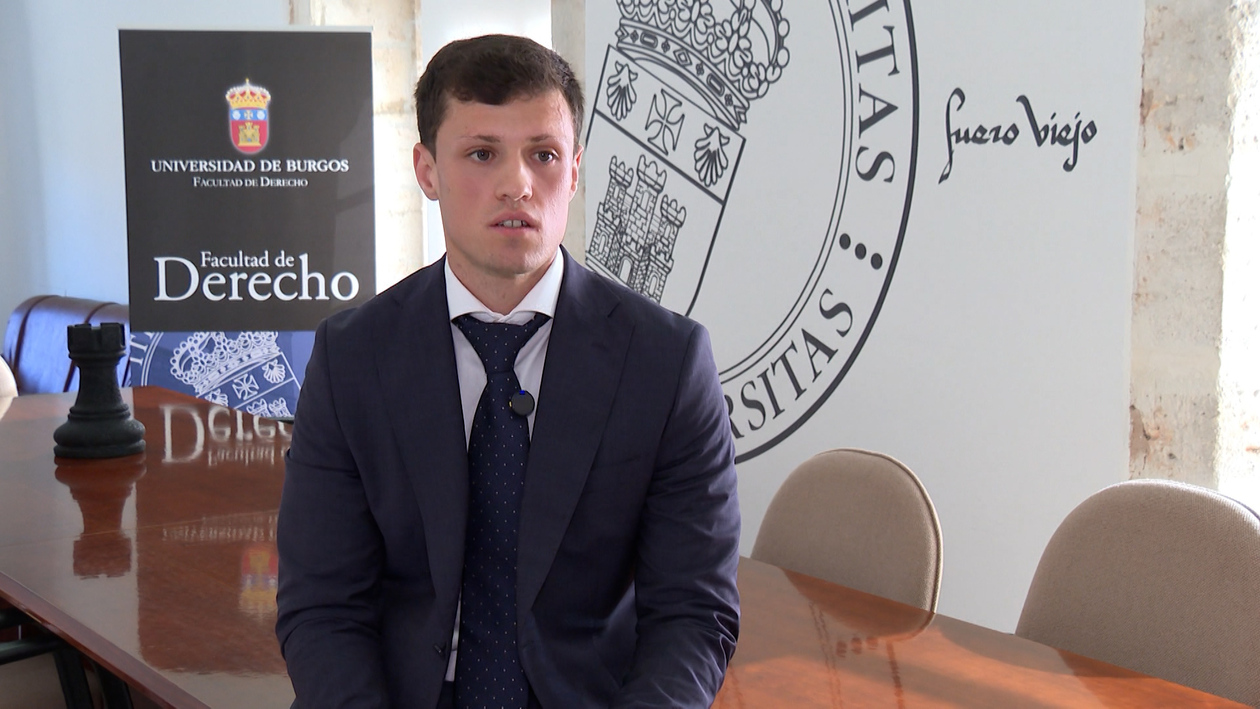 Samuel Peláez, el joven abogado burgalés que asesora al Congreso