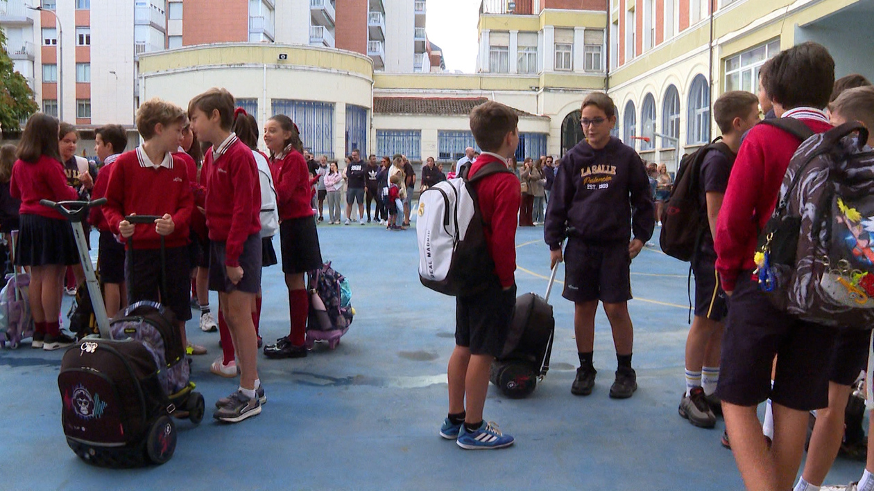 Más de 400.000 alumnos regresan a las aulas en el inicio del nuevo curso escolar